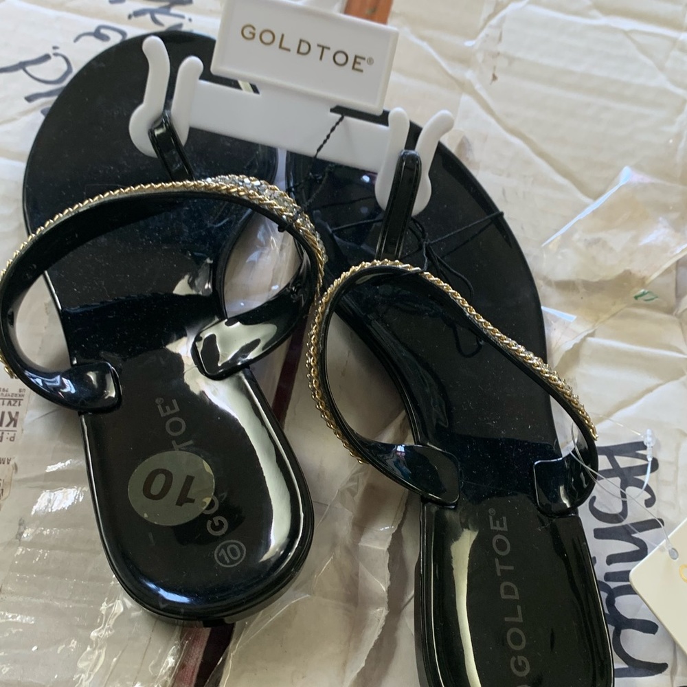 Gold toe